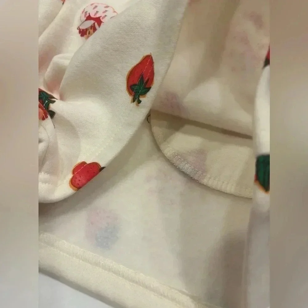 Strawberry Shortcake Shorts NWOT Juniors Size L